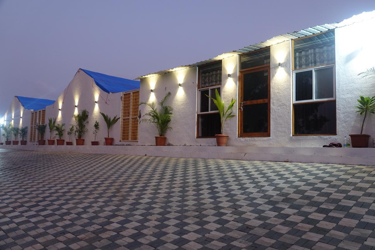 ناسيك Samudra Resort المظهر الخارجي الصورة
